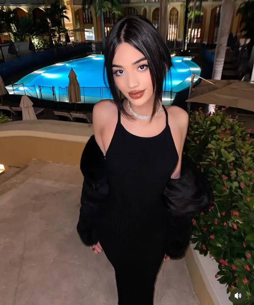 Mia Kitty OnlyFans (@miakitty.ts)
